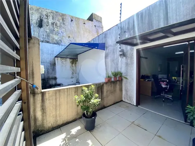 Imagem: Casa com 3 Quartos À Venda em Poço - Al