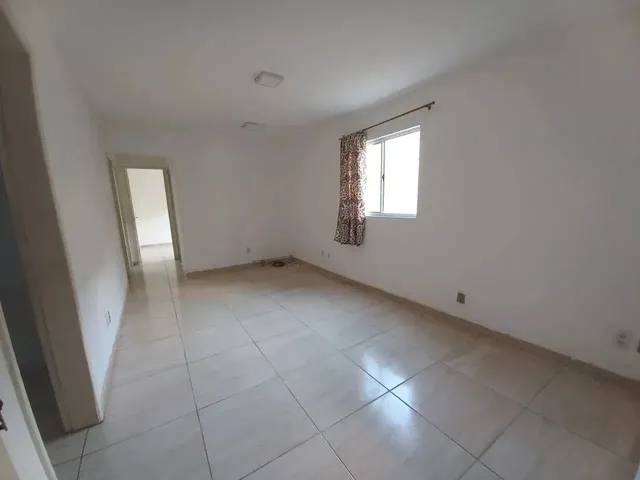 Imagem: 03 Quartos, Sala para 02 Ambientes, Conjunto
