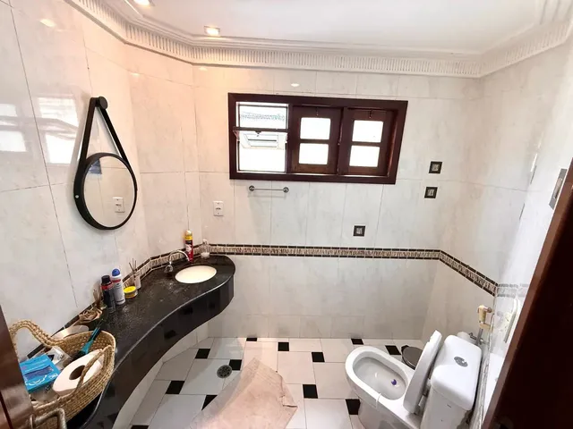 Imagem 3: Sofisticação e Conforto em Petrópolis - Casa 4 Quartos em Condomínio Flor da Serra