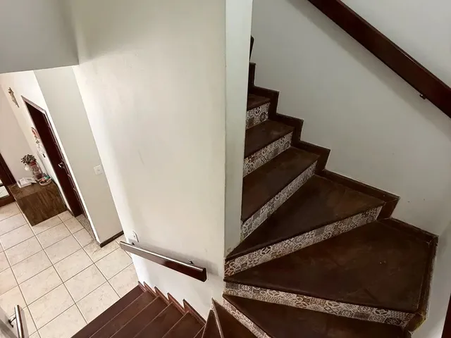 Imagem 13: Sofisticação e Conforto em Petrópolis - Casa 4 Quartos em Condomínio Flor da Serra
