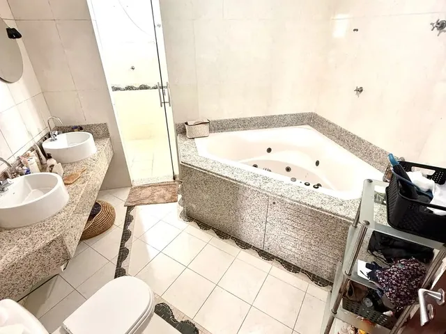 Imagem 15: Sofisticação e Conforto em Petrópolis - Casa 4 Quartos em Condomínio Flor da Serra
