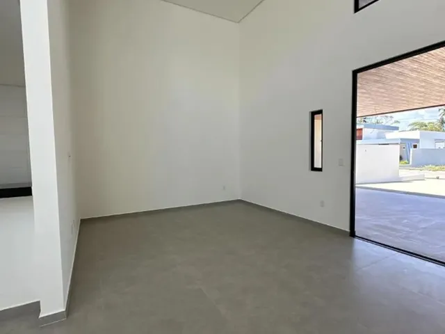 Imagem 9: Casa Recem-Construida Enseada da Lagoa