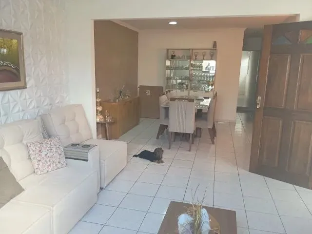 Imagem 4: Casa 3 Quartos, Sendo 2 Suítes; com Piscina no Graciliano Ramos Próximo Ao Shopping