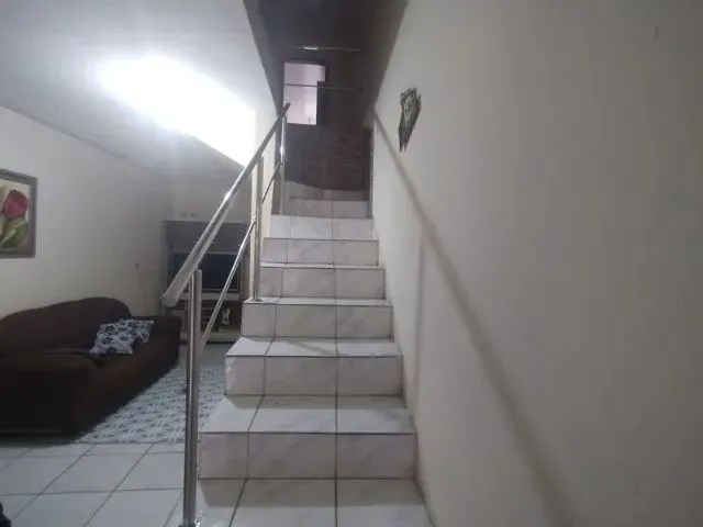 Imagem 2: Venda - Casa com 1° Andar - Chã da Jaqueira