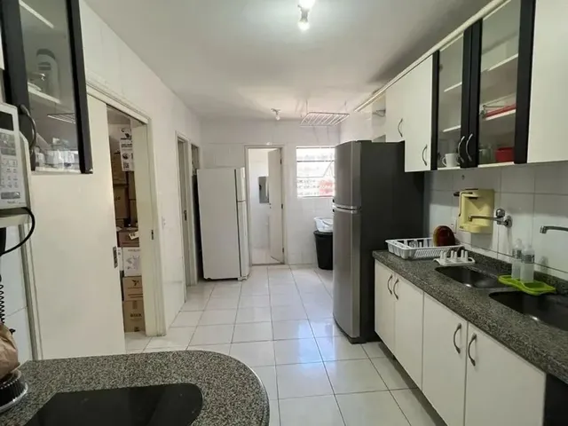 Imagem 12: Ponta Verde: Vendo Apartamento Enorme Entre o Espaço Educar, e o Palato 24H, e À 5