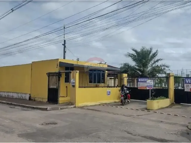 Imagem: A casa em condomínio possui 3 Dormitórios, 1 Banheiro, 1
