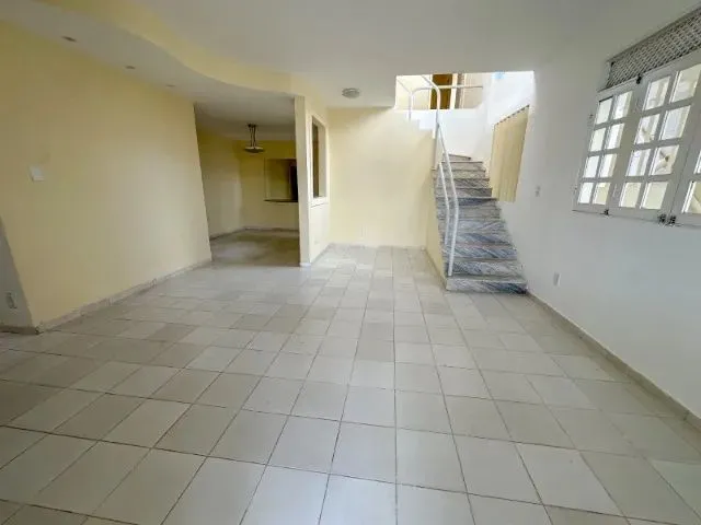 Imagem 7: Casa Espaçosa e Excelente, 4 Quartos, Sendo 2 Suítes, em Gruta de Lourdes, Maceió