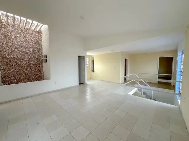 Imagem 11: Casa Espaçosa e Excelente, 4 Quartos, Sendo 2 Suítes, em Gruta de Lourdes, Maceió