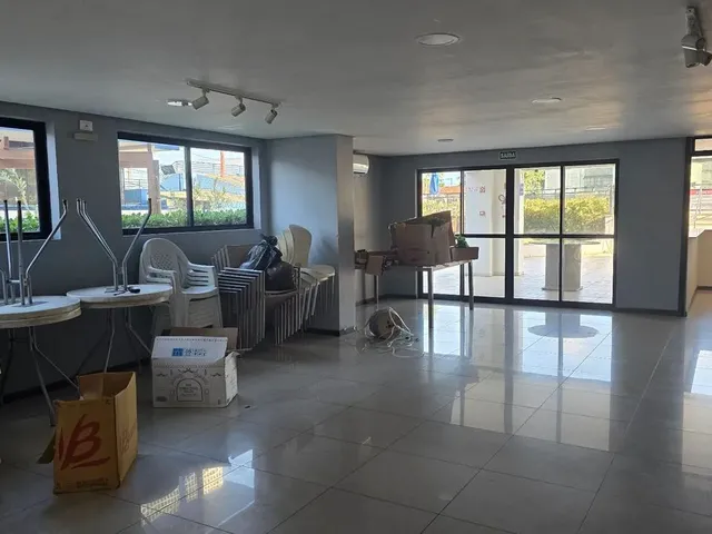 Imagem 16: Apartamento no Farol com 3 Quartos, Sendo 1 Suíte