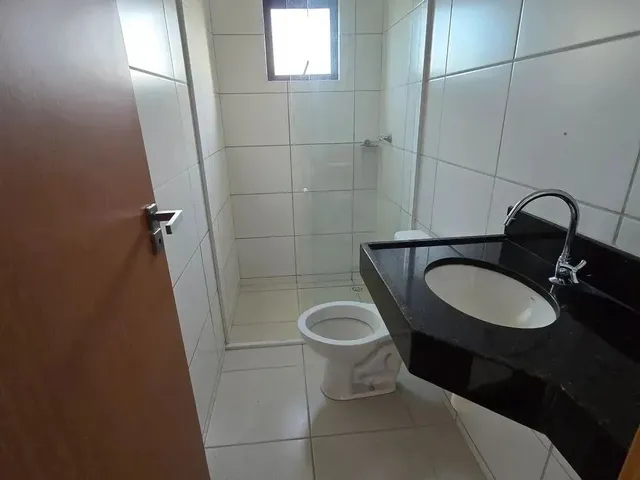 Imagem 2: Imóvel para Venda Possui 76 Metros Quadrados com 3 Quartos em Barro Duro - Maceió - Al