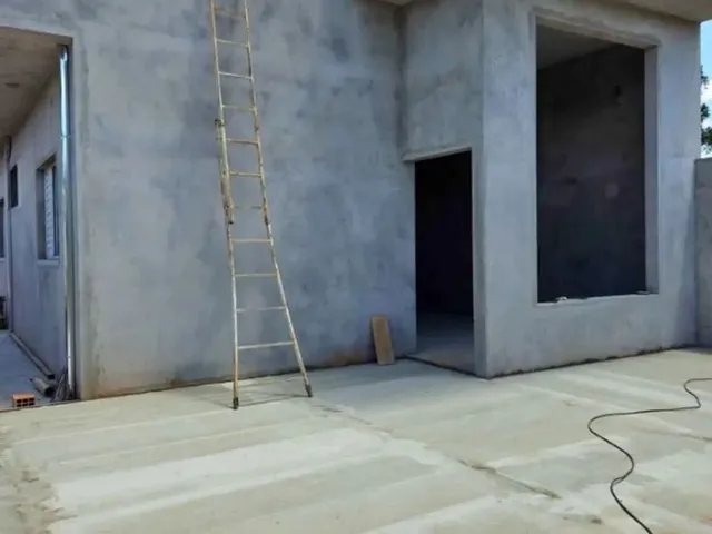 Imagem: Casa em Construção a Venda
