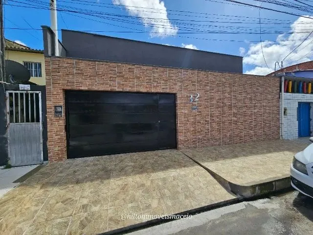 Imagem: A casa possui 4 Dormitórios, 2 Suítes, 3 Banheiros, 2