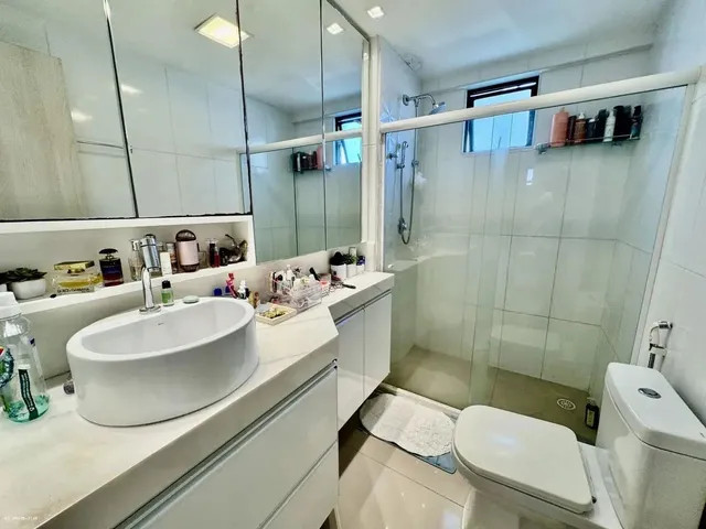 Imagem 12: Apartamento 3 Quartos para Venda em Maceió, Ponta Verde, 3 Dormitórios, 2 Suítes, 4