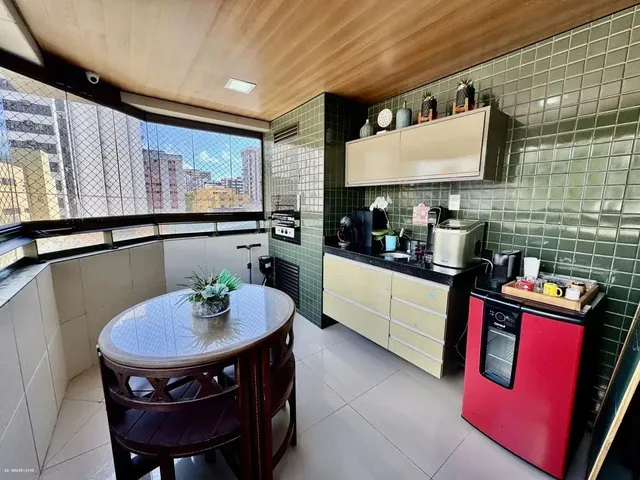 Imagem 2: Apartamento 3 Quartos para Venda em Maceió, Ponta Verde, 3 Dormitórios, 2 Suítes, 4