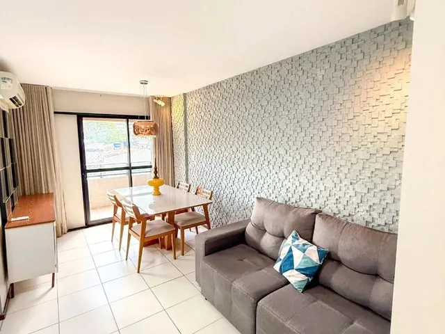 Imagem: O apartamento possui 2 Dormitórios, 1 Suíte, 2 Banheiros,
