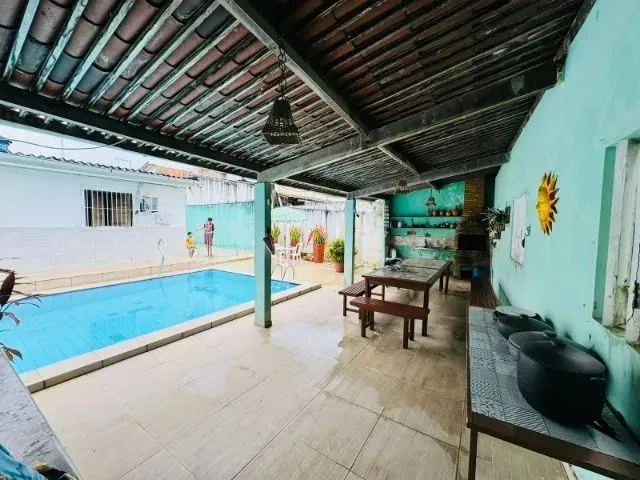 Imagem 2: Casa com Piscina na Gruta de Lourdes