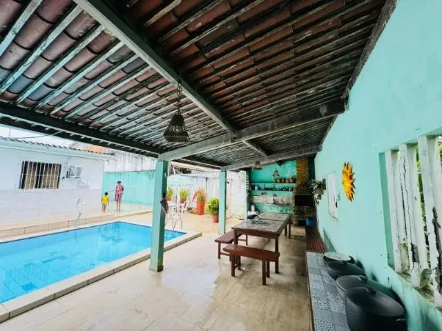 Imagem 8: Casa com Piscina na Gruta de Lourdes
