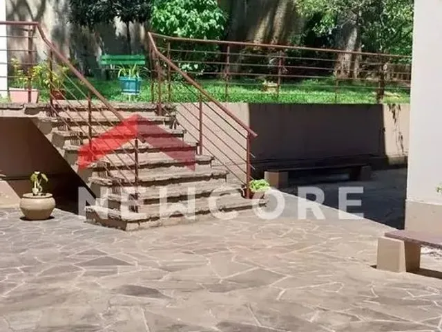 Imagem: Apartamento em Rua Doutor Castro de Menezes