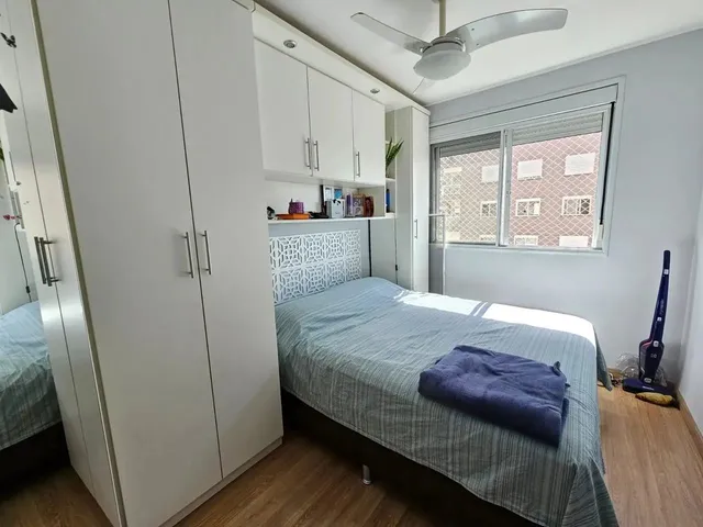 Imagem 3: Imóvel para Venda com 52 Metros Quadrados com 2 Quartos em Teresópolis - Porto Alegre