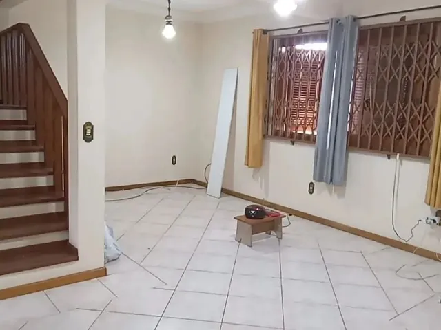 Imagem 15: Casa 03 Dormitórios, com Páteo