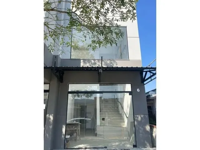 Imagem: O depósito possui 100m² de Área e está localizado em