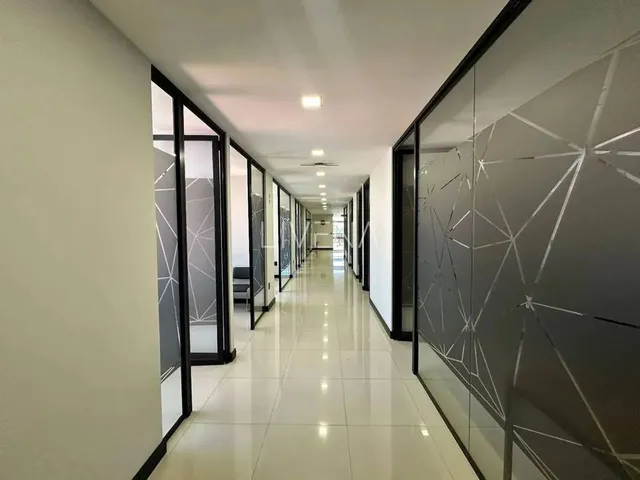 Imagem: Andar Corporativo - Salas Individualizadas