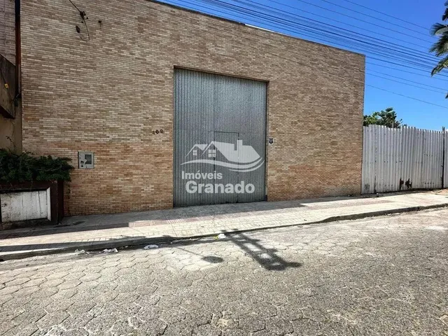 Imagem: Galpão À Venda, 240.00 M no Bairro Monte