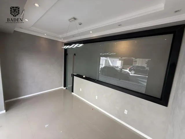 Imagem: Excelente Sala Comercial no Centro de Itapema