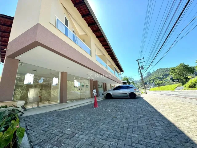 Imagem: Loja Térrea no Bairro Vorstadt, com Vitrine