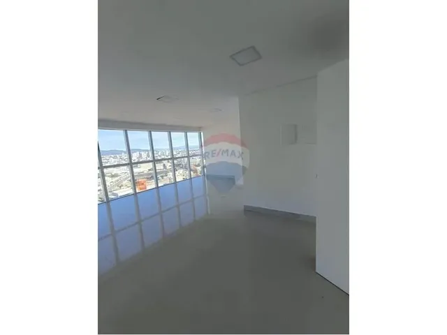 Imagem: Excelente Sala Comercial no Térreo para