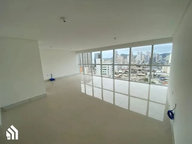 Imagem: Excelente Sala Comercial no Centro da Cidade