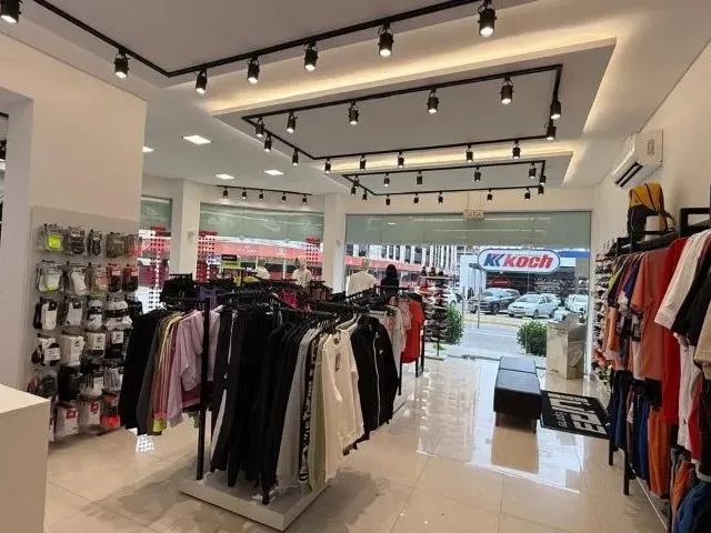 Imagem 13: Ponto Comercial a Venda na Meia Praia, 96M2