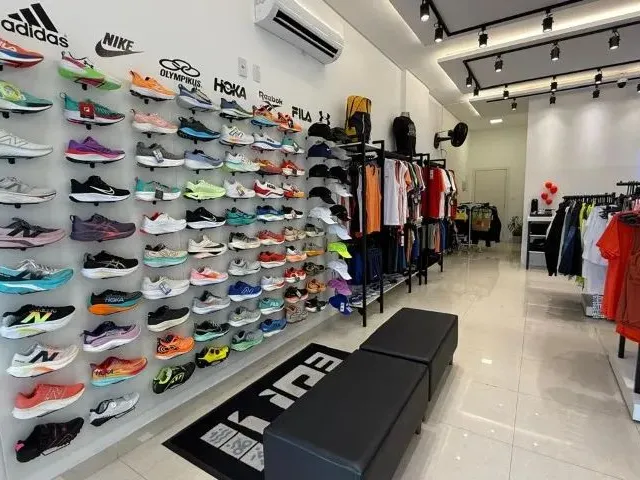 Imagem 15: Ponto Comercial a Venda na Meia Praia, 96M2