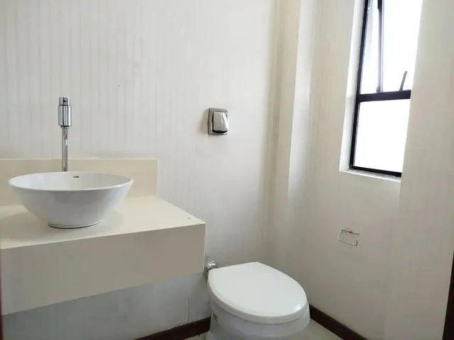 Imagem 2: Oportunidade de Venda: Sala Comercial em Centro Médico no Coração de Bc