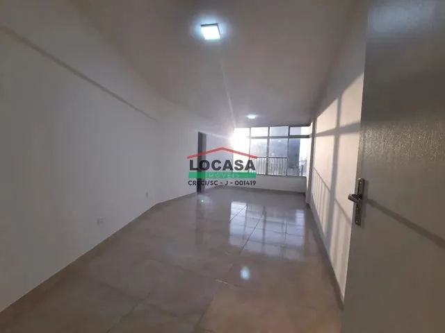 Imagem: Aluga-Se Sala Comercial no Centro de Itajaí