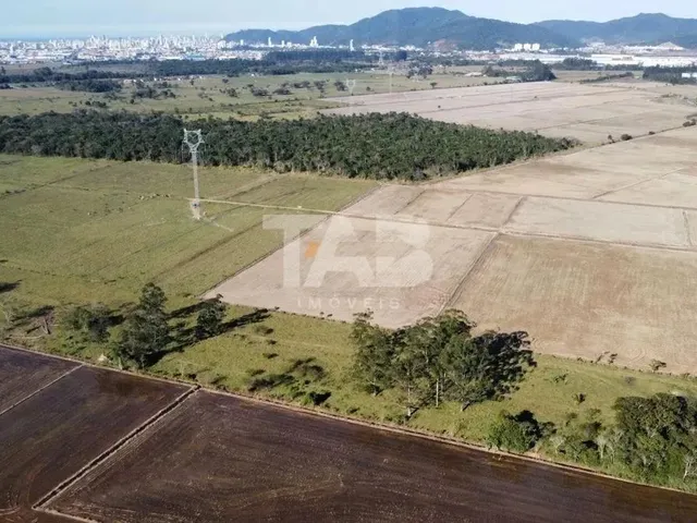 Imagem 1: Terreno de 420.000M² À Venda em Itajaí