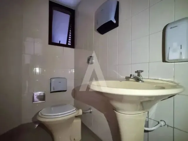 Imagem 8: Sala Comercial no Bairro Centro com 1 Sala e 1 Lavabo
