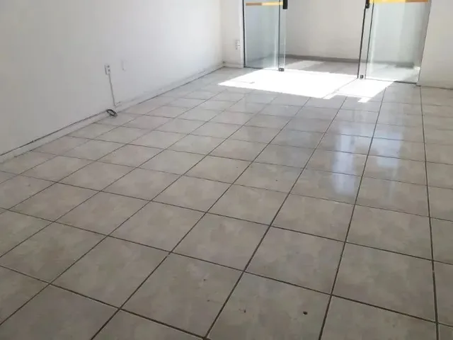 Imagem: Centro Comercial para Aluguel Tem 45 Metros