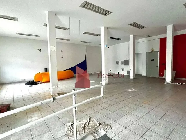 Imagem: Locação- Sala Comercial 260M²