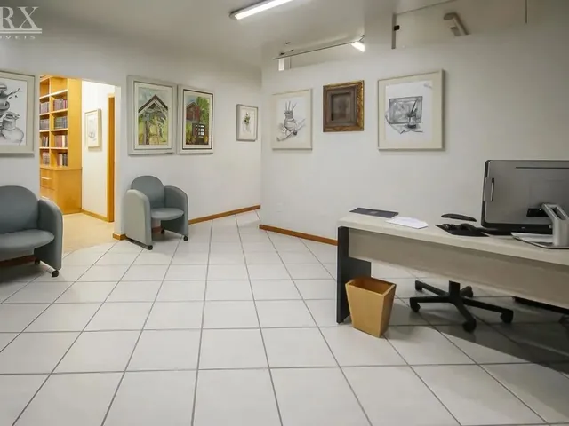 Imagem 15: Ampla Sala Comercial no Centro de Blumenau