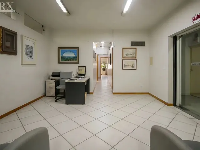 Imagem 6: Ampla Sala Comercial no Centro de Blumenau