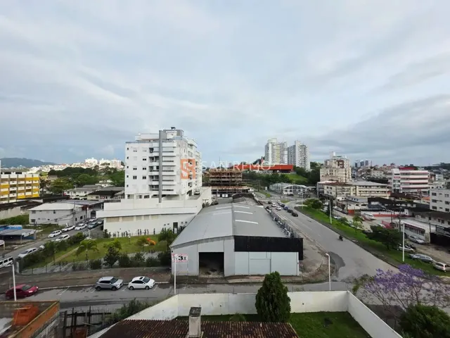 Imagem 6: Estreito Apartamento com 2 dormitórios