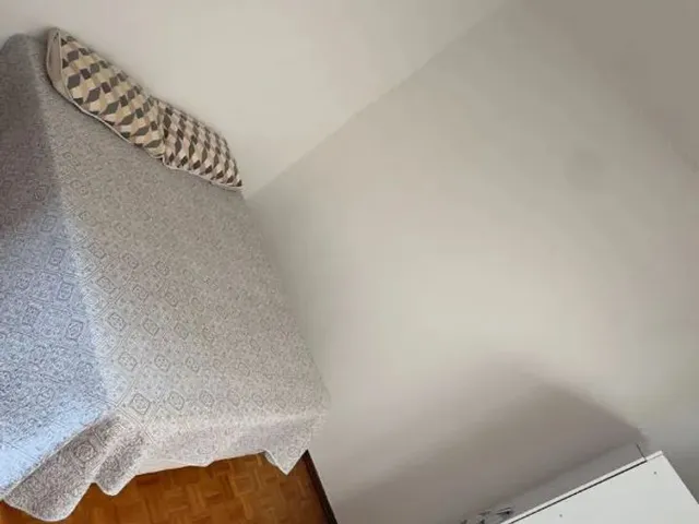 Imagem 2: Alugo Quarto para Moças / Estudante