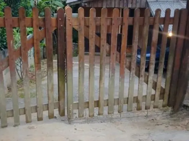 Imagem 4: Casa Sozinha no Terreno