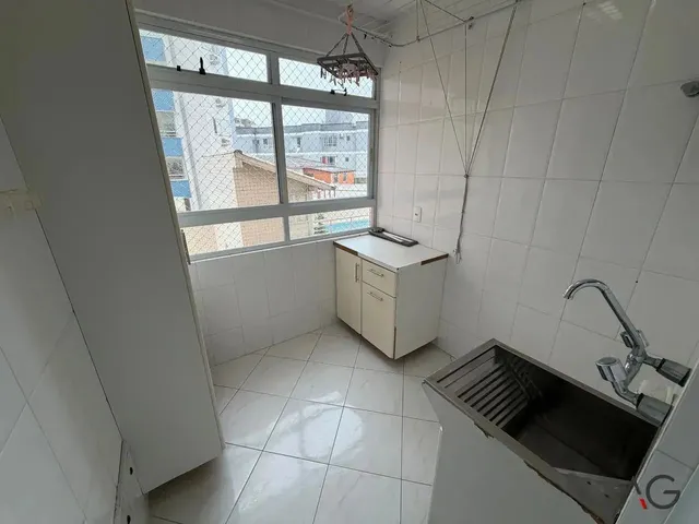 Imagem 2: Apartamento para Aluguel com 110 M² com 3 Quartos em Canto - Florianópolis - Sc