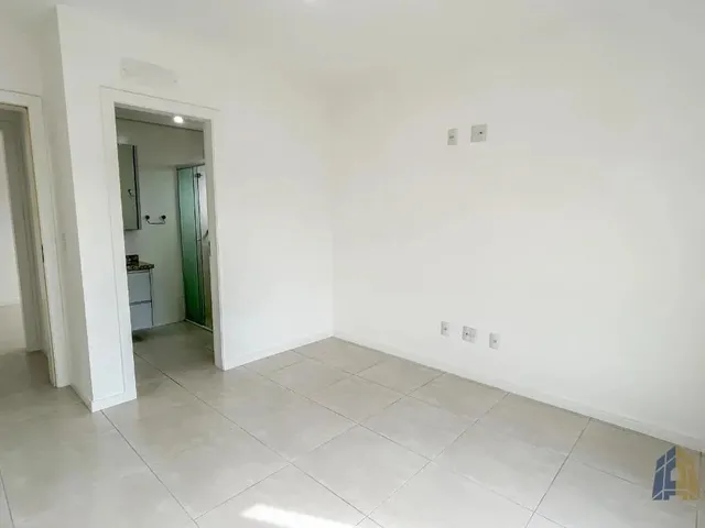Imagem 13: Apartamento com 3 Dormitórios para Alugar, 90 M² - Capoeiras - Florianópolis/Sc