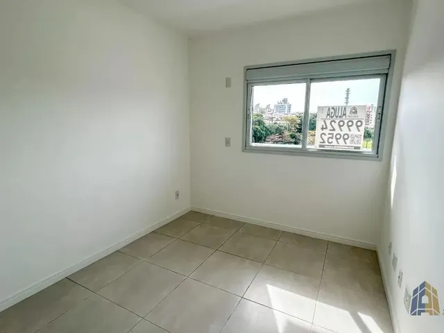 Imagem 12: Apartamento com 3 Dormitórios para Alugar, 90 M² - Capoeiras - Florianópolis/Sc