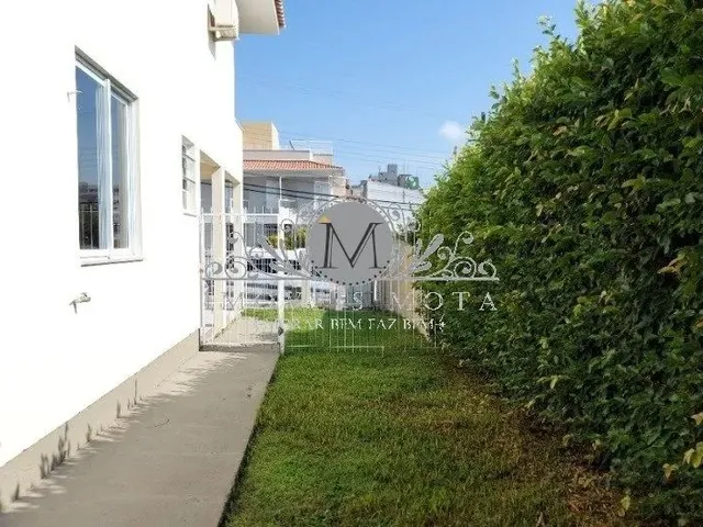 Imagem 16: Linda Casa Comercial com Terreno e Ótima Localização