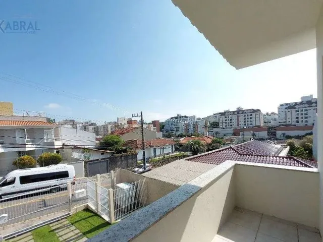 Imagem 10: Casa Coqueiros Casa com 3 dormitórios