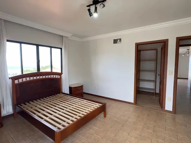 Imagem 15: Casa com 3 Quartos no Bairro Itaguaçu